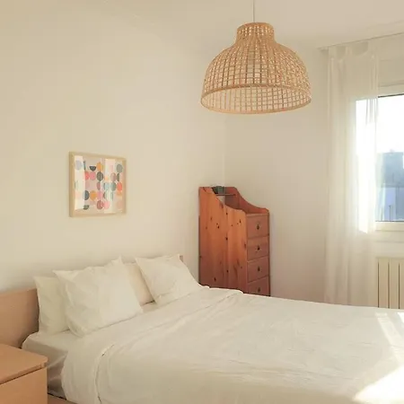 Superbright Close To Beaches & Metro Urduliz